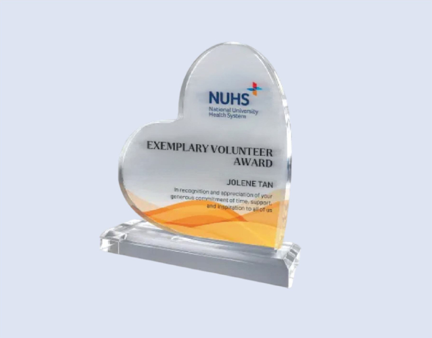 DS-A-42 Acrylic Love Heart Award 7" / 180mm