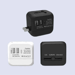 DSMC804 Travel Adaptor 2 USB + 1 Type-C Port 3.0A Fast Charge
